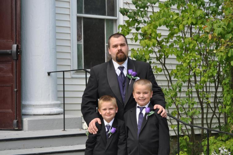 339176_10150413907634453_1894877621_o